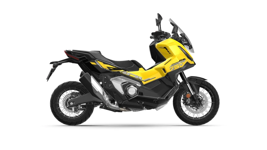 X-ADV 2025