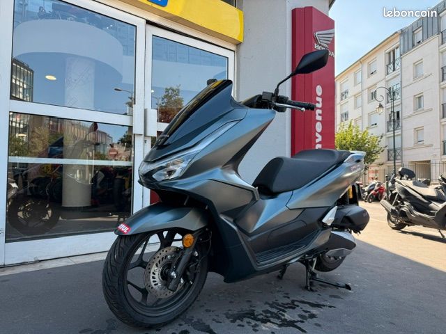 HONDA PCX 125