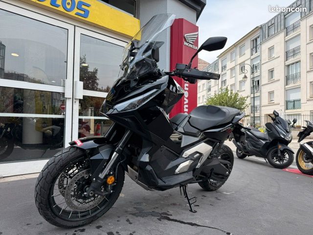 HONDA X-ADV 750 DCT