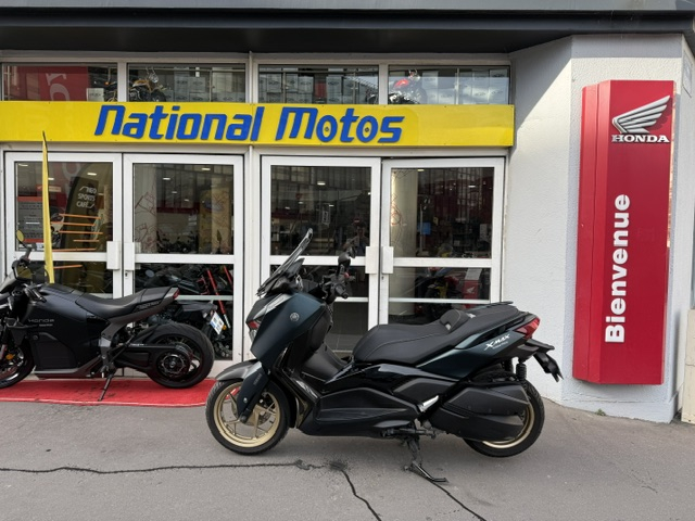YAMAHA X-MAX 300 Tech Max A2 - 09/2023 - 9701 KM