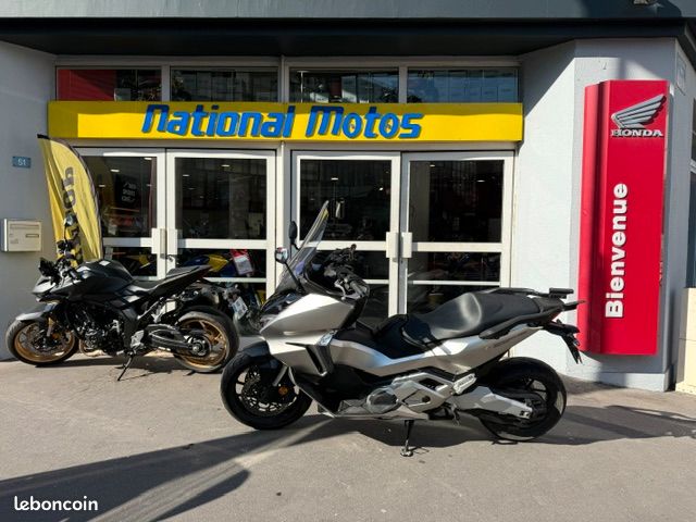 HONDA NSS FORZA 750