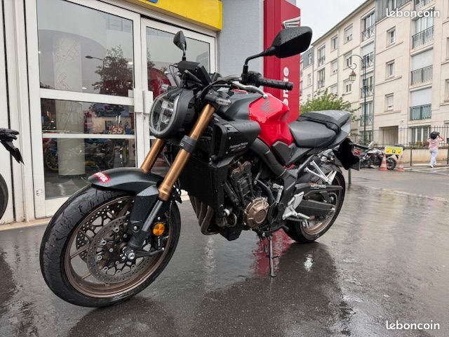HONDA CB 650 R e-Clutch A2