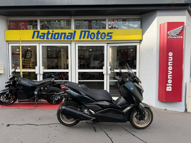 YAMAHA X-MAX 300 Tech Max A2 - 09/2023 - 9701 KM