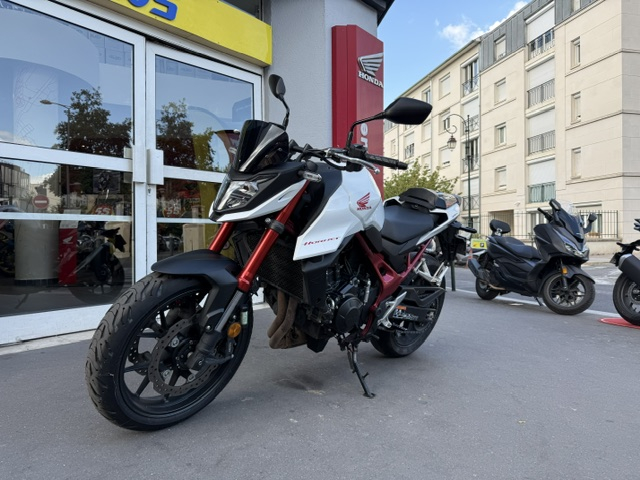 HONDA  HORNET 750 A2 - 8270 KM - 09/2023