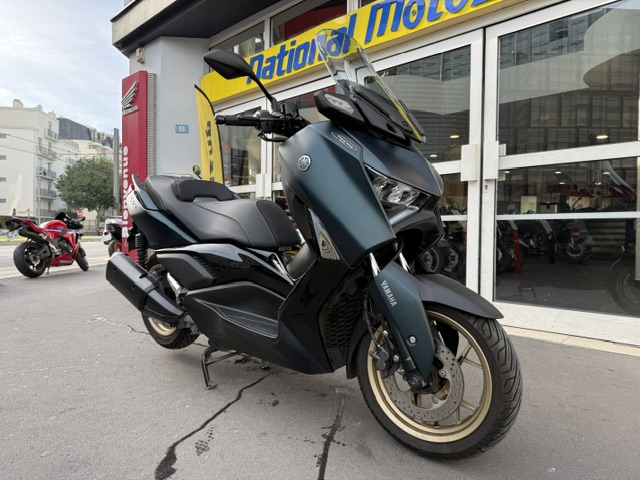 YAMAHA X-MAX 300 Tech Max A2 - 09/2023 - 9701 KM