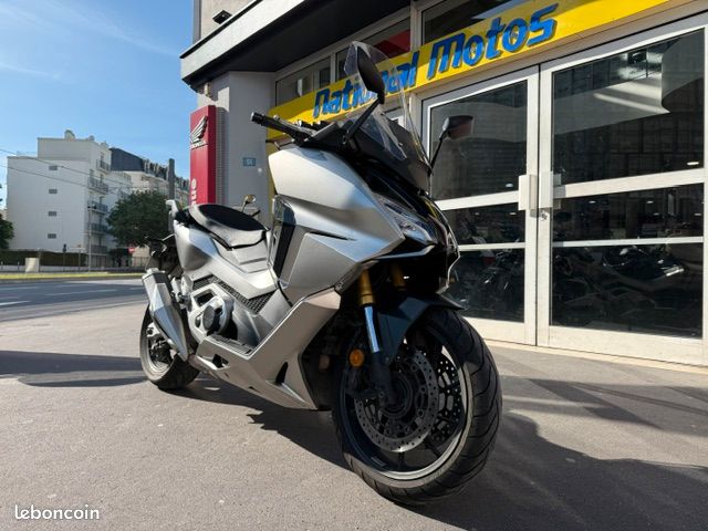HONDA NSS FORZA 750
