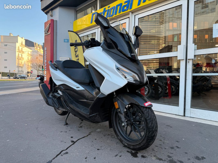 Honda Forza 125 - 1075 KM - 11/2025 - LA GARENNE COLOMBES