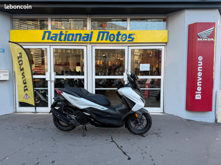 Honda Forza 125 - 1075 KM - 11/2025 - LA GARENNE COLOMBES