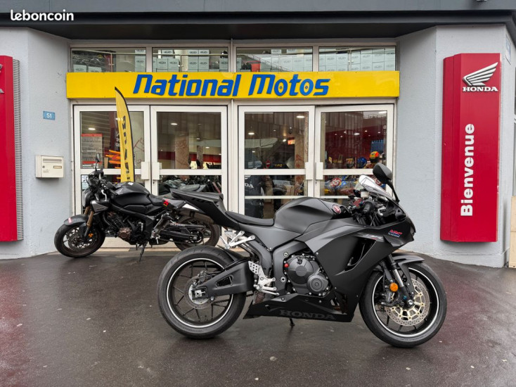 Honda CBR 600 RR - 4077 KM - 03/2025 - LA GARENNE COLOMBES