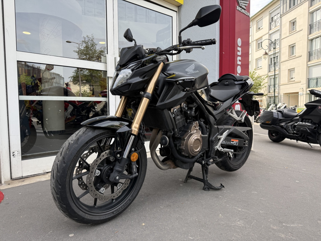 Africa Twin Replica POISSY MOTOS  CHAMBOURCY 